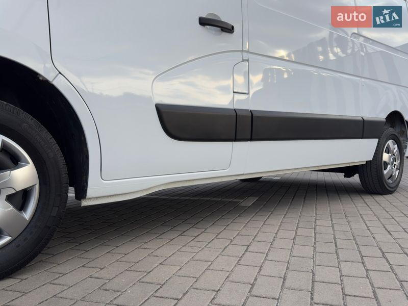 Вантажний фургон Renault Master 2019 в Дубні
