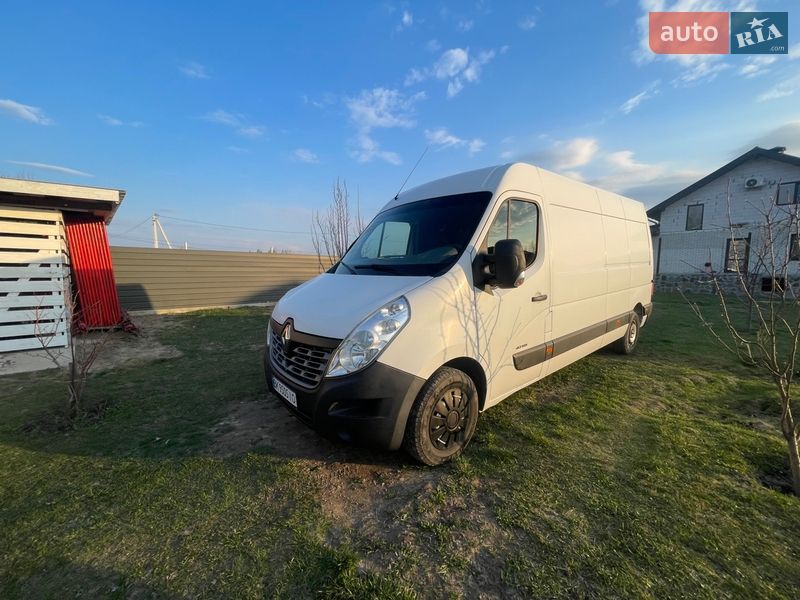 Вантажний фургон Renault Master 2015 в Рокитному