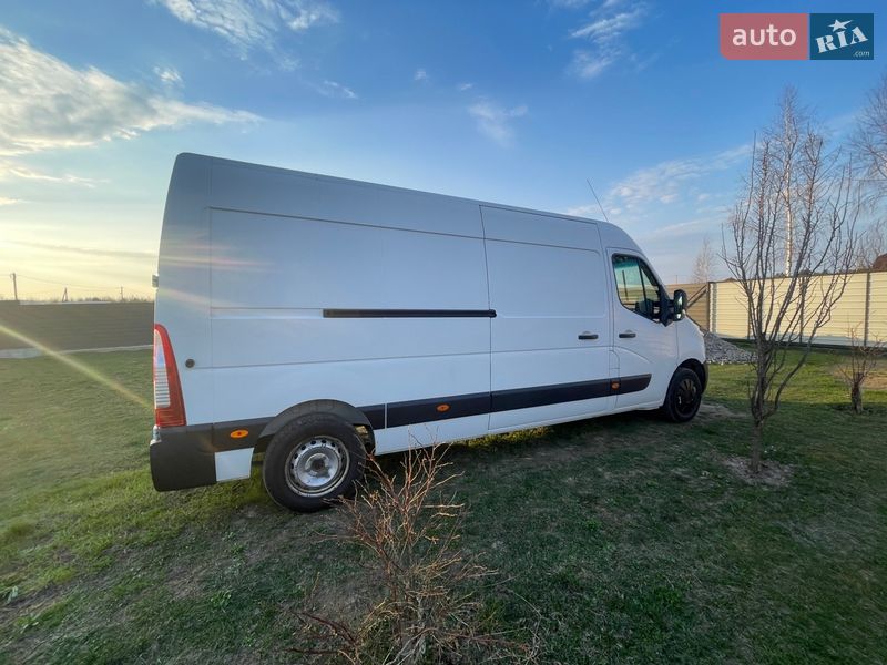Вантажний фургон Renault Master 2015 в Рокитному