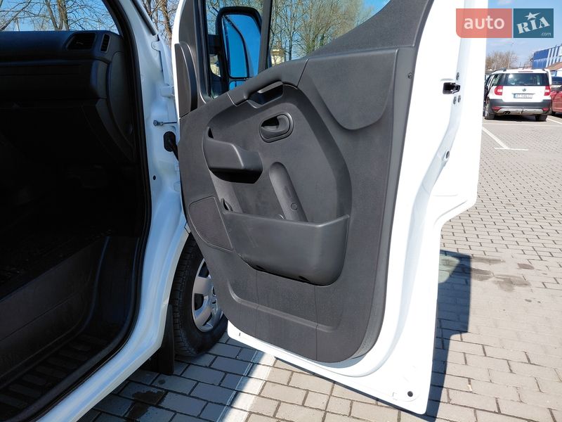 Вантажний фургон Renault Master 2023 в Івано-Франківську