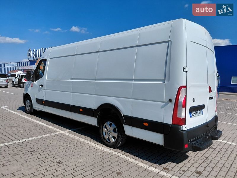 Вантажний фургон Renault Master 2023 в Івано-Франківську