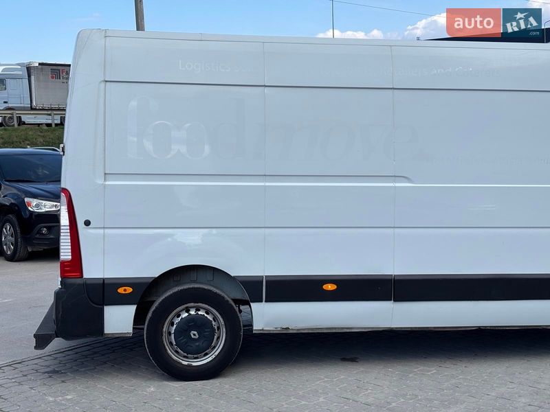Грузовой фургон Renault Master 2017 в Львове