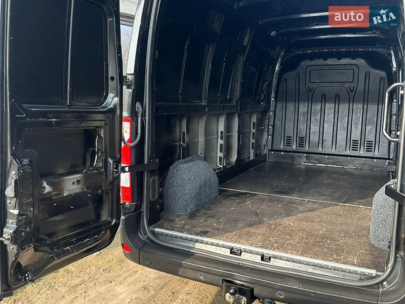 Грузовой фургон Renault Master 2020 в Львове