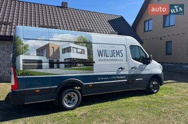 Вантажний фургон Renault Master 2020 в Вараші