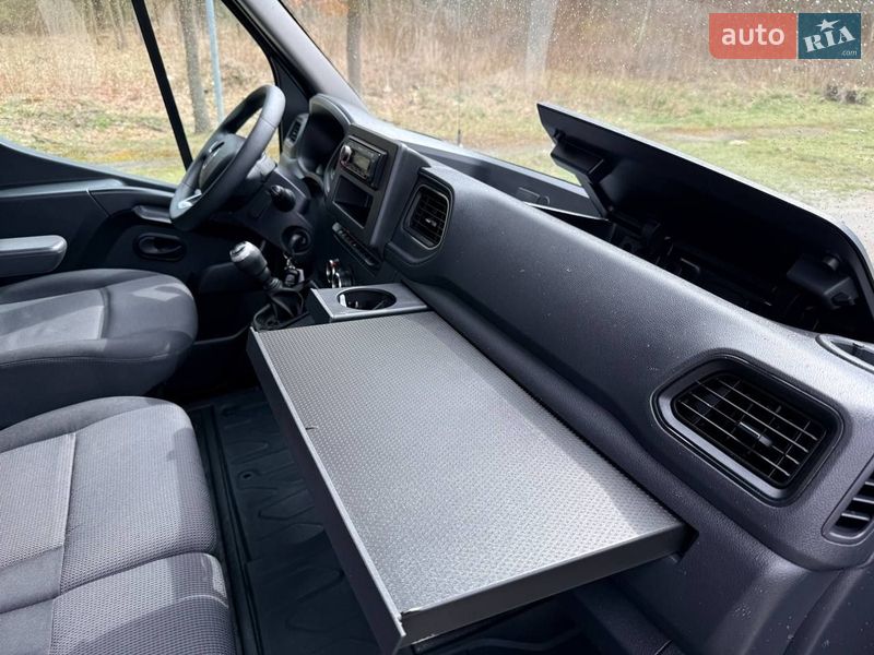 Тентованый Renault Master 2022 в Киеве