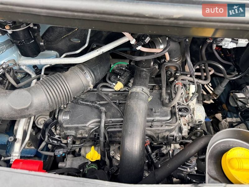 Тентованый Renault Master 2022 в Киеве