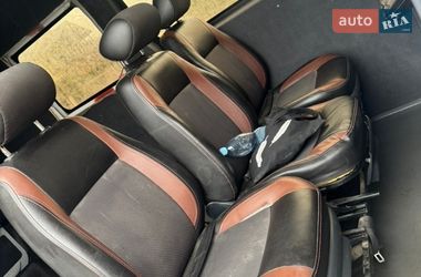 Грузопассажирский фургон Renault Master 2017 в Львове