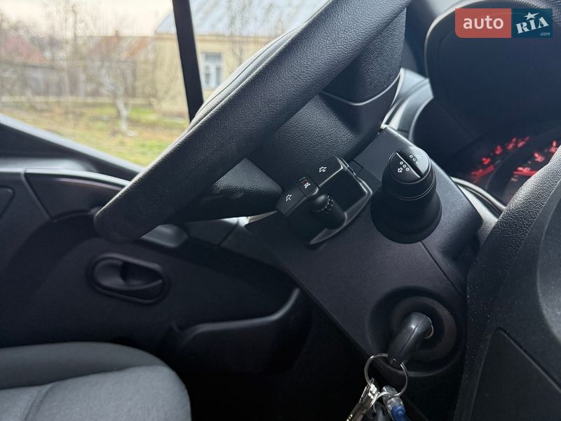 Грузовой фургон Renault Master 2019 в Дубно