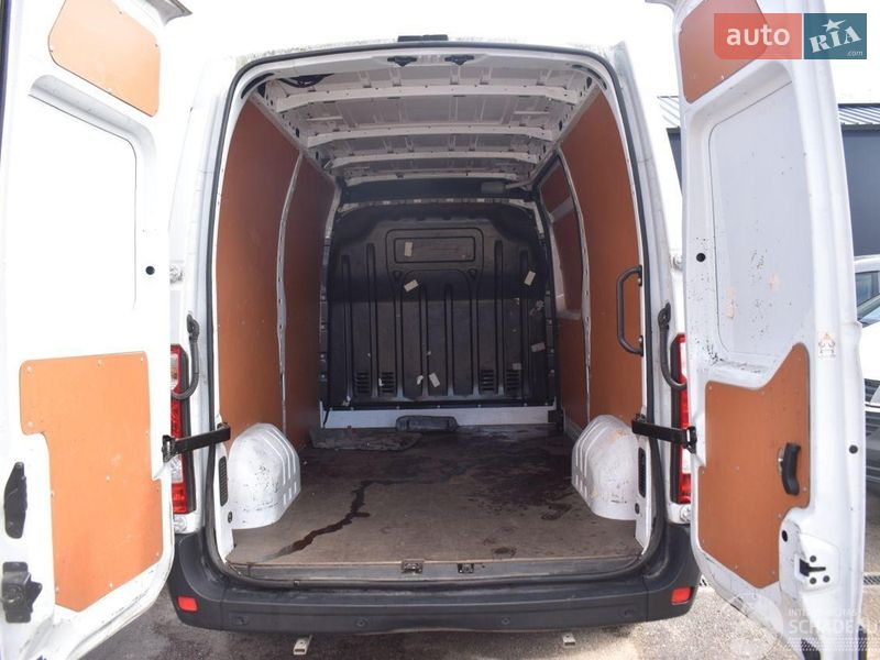 Грузовой фургон Renault Master 2022 в Львове