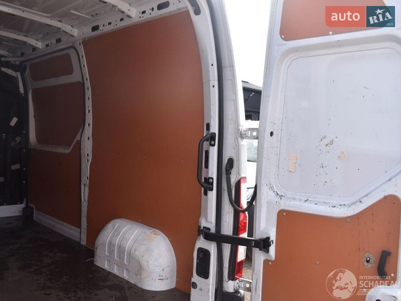 Грузовой фургон Renault Master 2022 в Львове