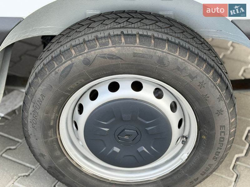 Грузовой фургон Renault Master 2021 в Дубно