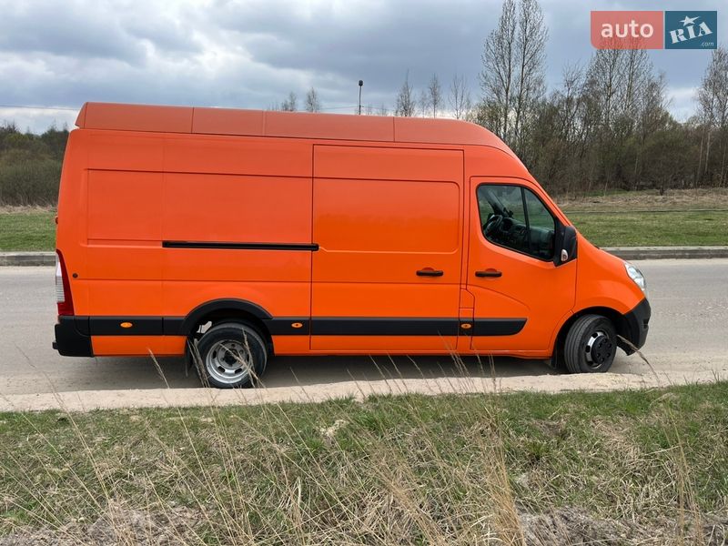 Грузовой фургон Renault Master 2018 в Львове