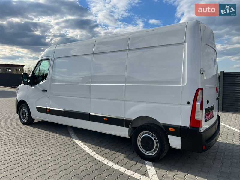 Грузовой фургон Renault Master 2022 в Дубно