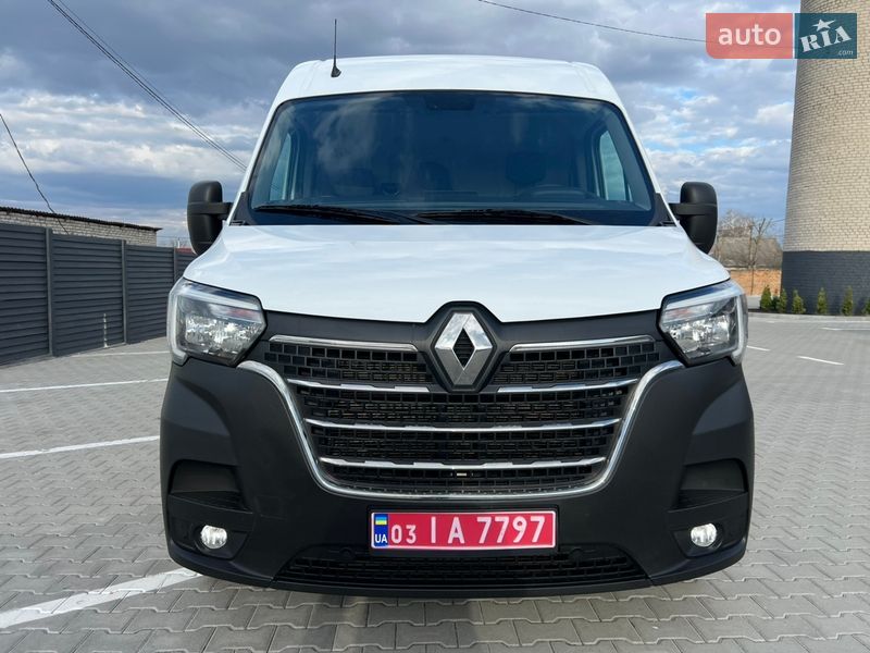 Грузовой фургон Renault Master 2022 в Дубно