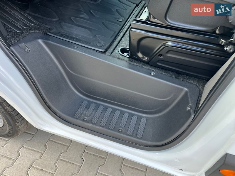 Грузовой фургон Renault Master 2022 в Дубно