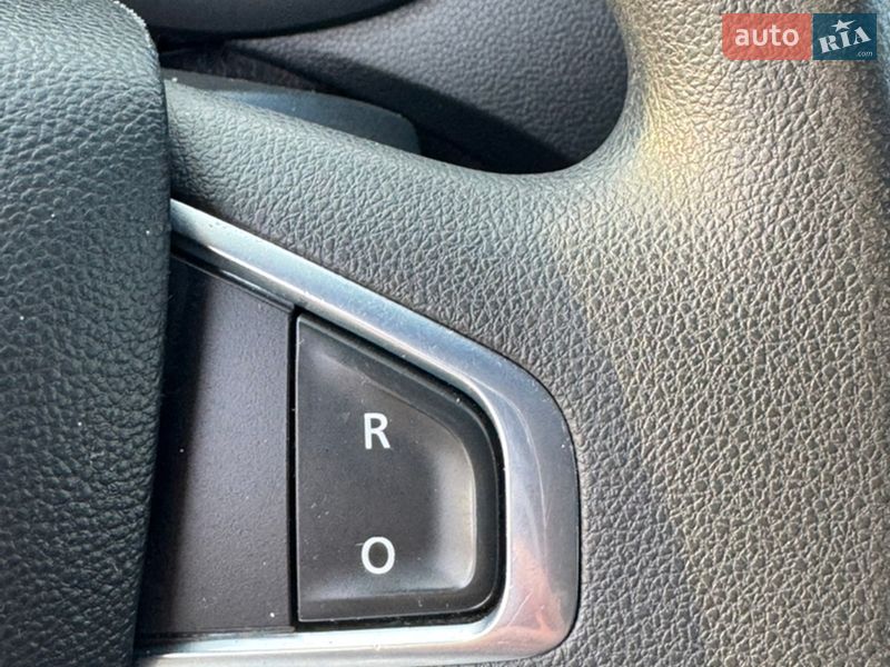 Вантажний фургон Renault Master 2023 в Святопетрівське