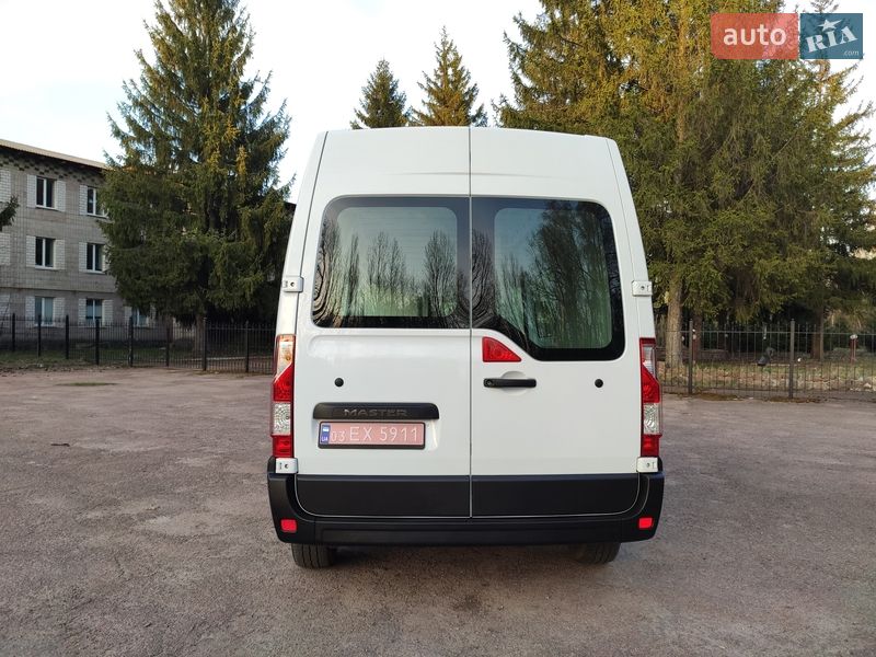 Грузовой фургон Renault Master 2017 в Бердичеве