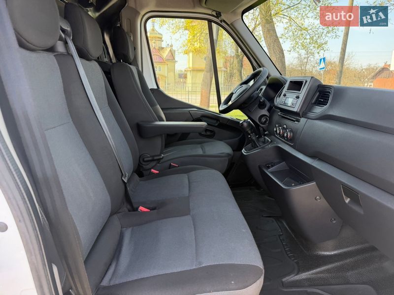 Вантажний фургон Renault Master 2021 в Коломиї