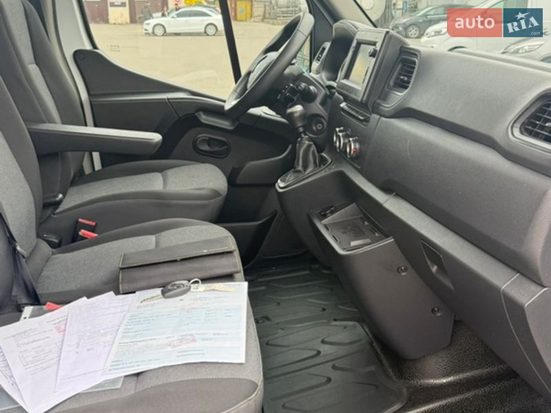 Вантажний фургон Renault Master 2021 в Луцьку