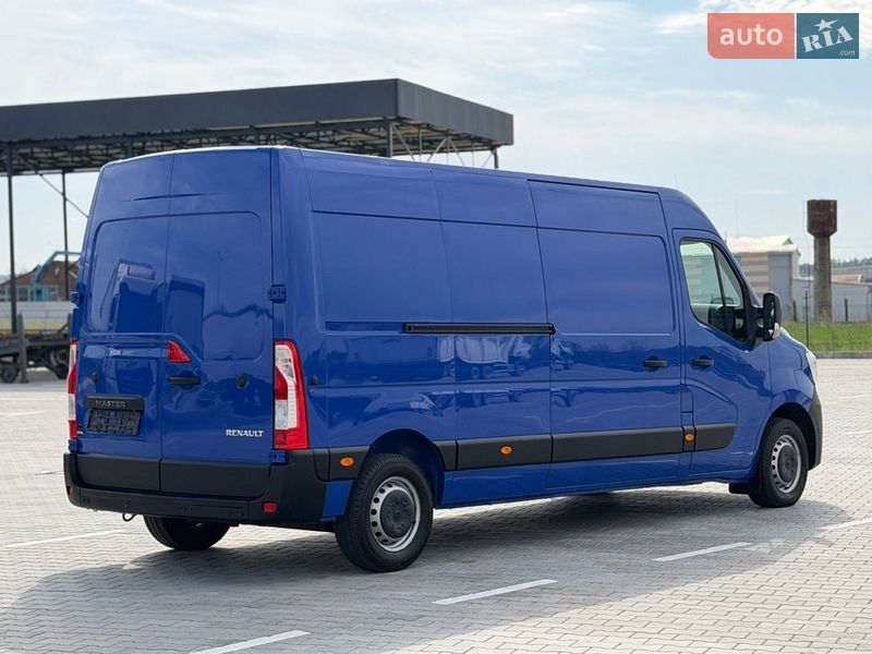 Грузовой фургон Renault Master 2022 в Дубно