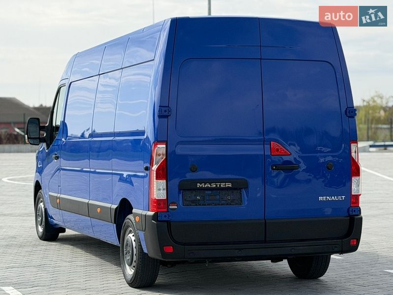 Грузовой фургон Renault Master 2022 в Дубно