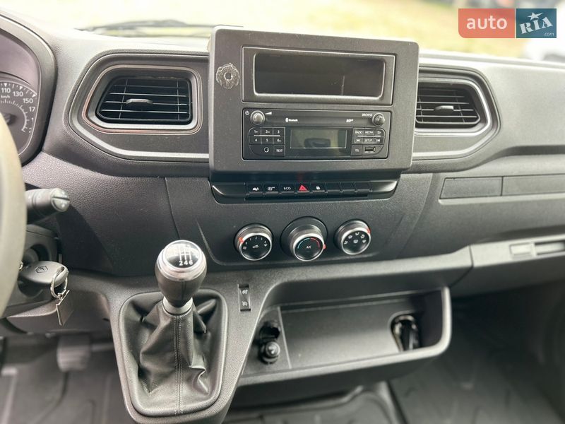 Тентованый Renault Master 2021 в Хусте