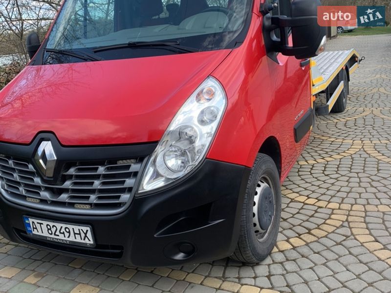 Эвакуатор Renault Master 2015 в Ивано-Франковске