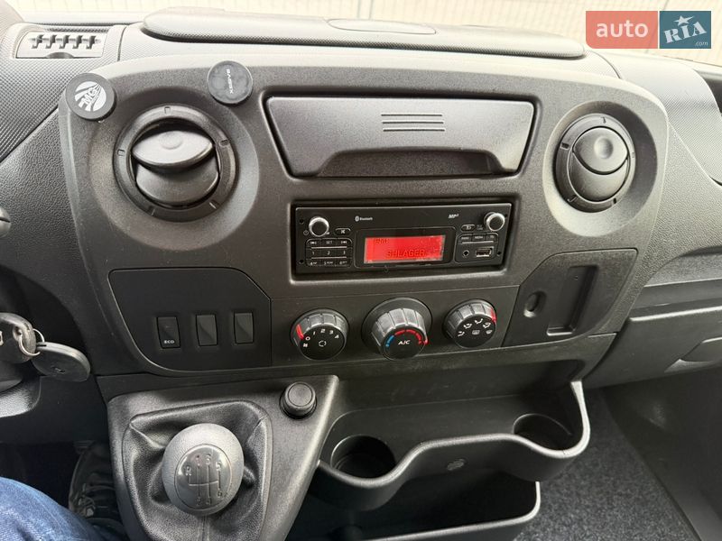 Вантажний фургон Renault Master 2019 в Дубні