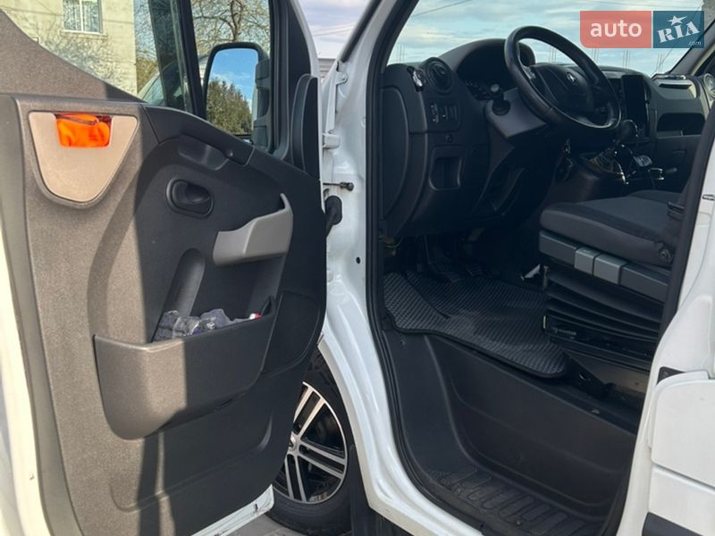 Автовоз Renault Master 2016 в Локачах