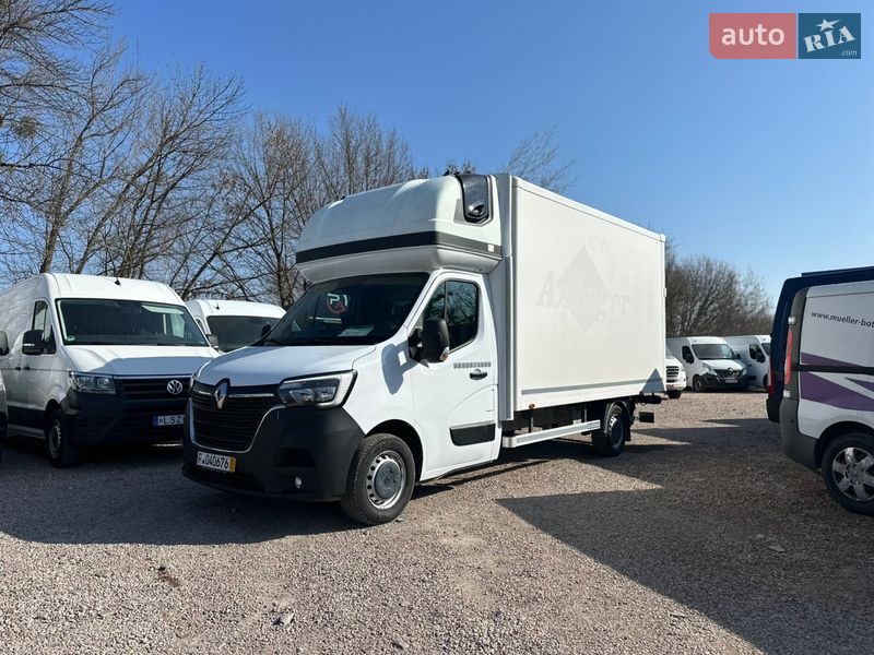 Renault Master 2021