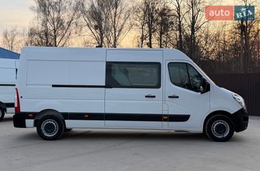 Грузопассажирский фургон Renault Master 2017 в Луцке