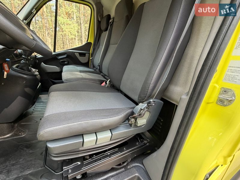 Вантажний фургон Renault Master 2016 в Києві