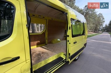 Вантажний фургон Renault Master 2016 в Києві