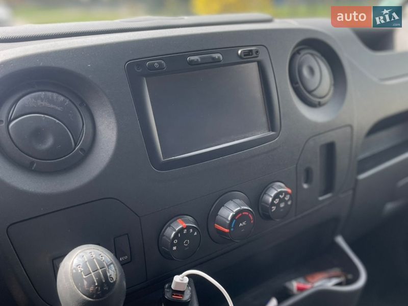 Вантажний фургон Renault Master 2018 в Луцьку