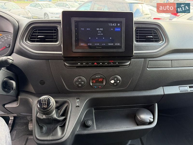Грузовой фургон Renault Master 2022 в Ровно