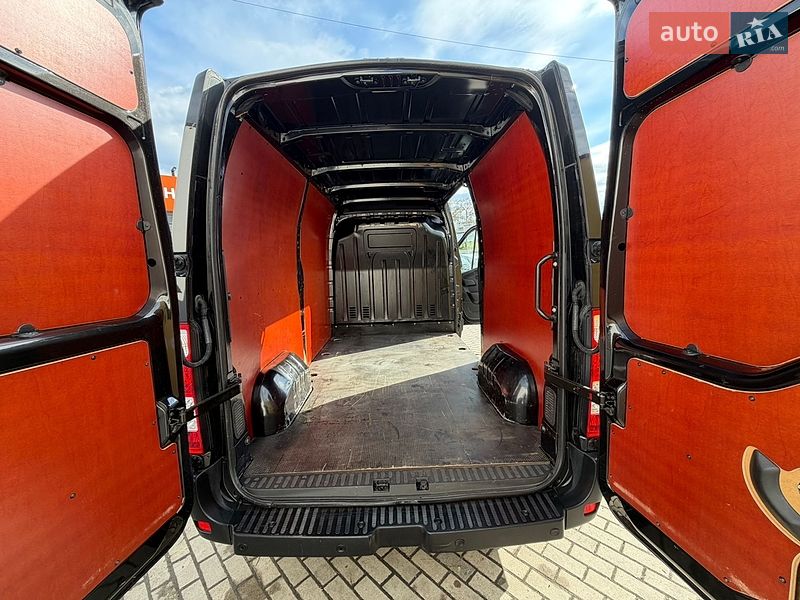 Грузовой фургон Renault Master 2022 в Ровно
