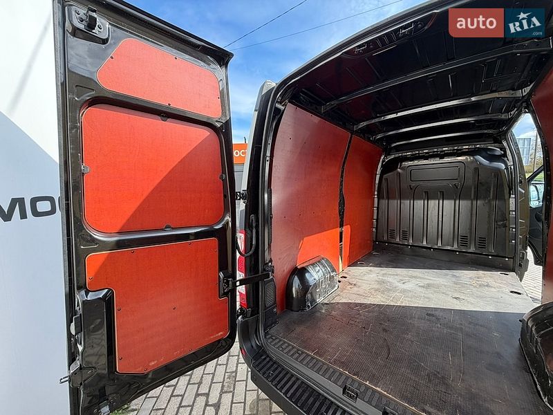 Грузовой фургон Renault Master 2022 в Ровно