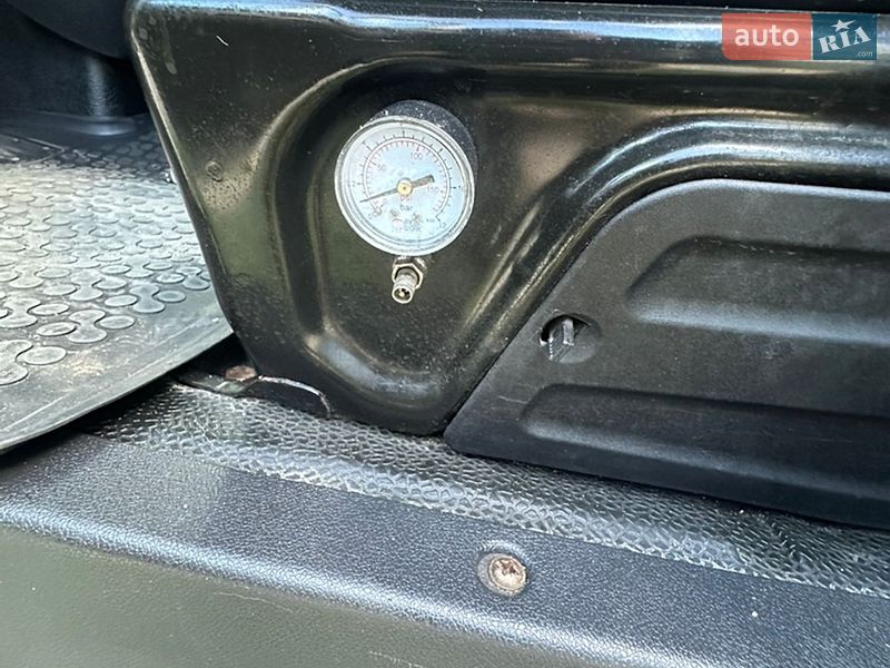 Эвакуатор Renault Master 2014 в Сваляве фото 3 Эвакуатор Renault Master 2014 в Сваляве