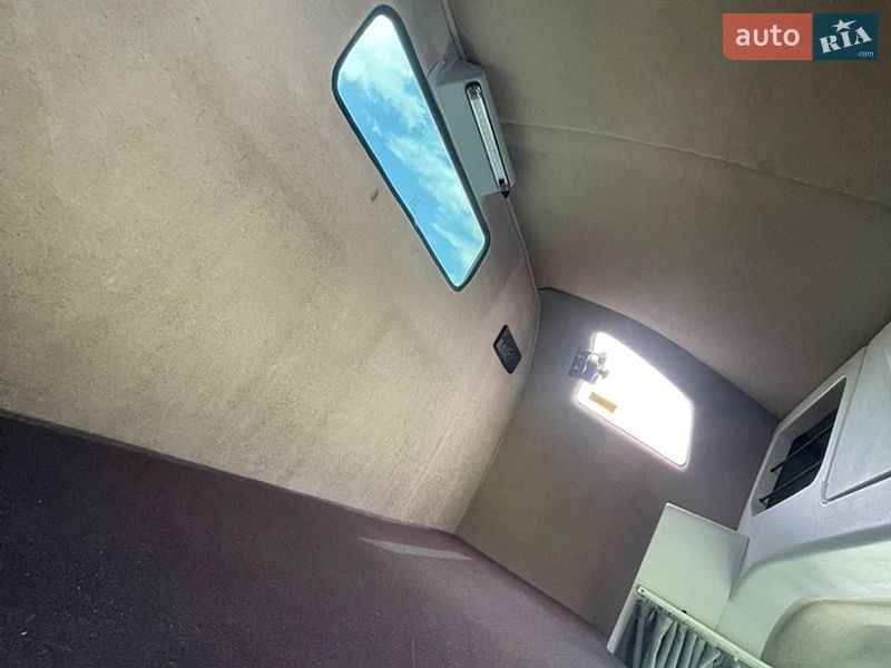 Автовоз Renault Master 2015 в Луцке