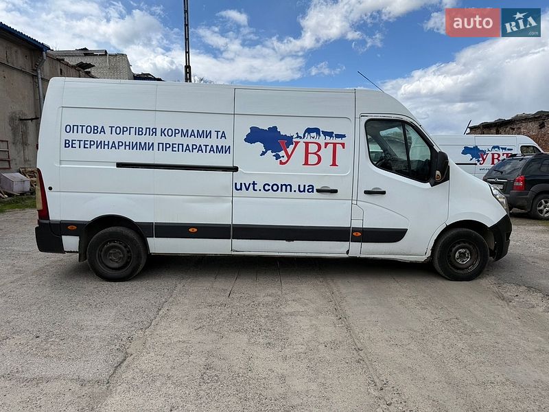 Вантажний фургон Renault Master 2016 в Харкові