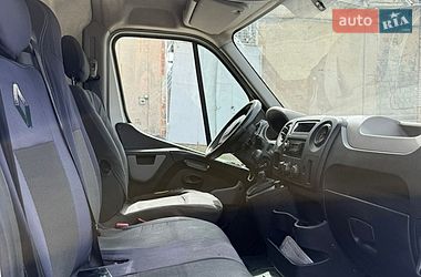 Вантажний фургон Renault Master 2016 в Харкові