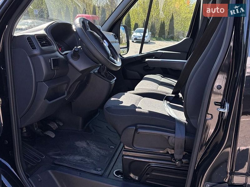 Мінівен Renault Master 2020 в Рівному