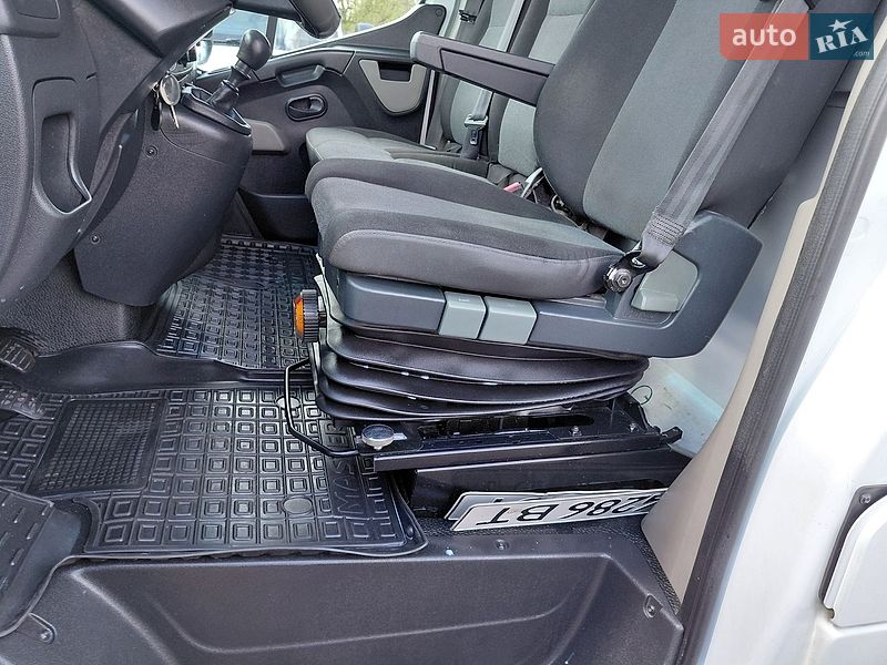 Грузовой фургон Renault Master 2015 в Ивано-Франковске