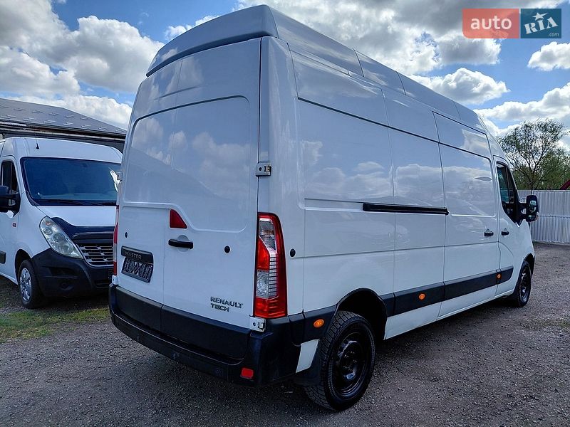 Грузовой фургон Renault Master 2015 в Ивано-Франковске