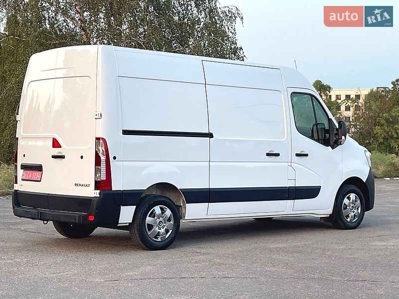 Вантажний фургон Renault Master 2021 в Дніпрі