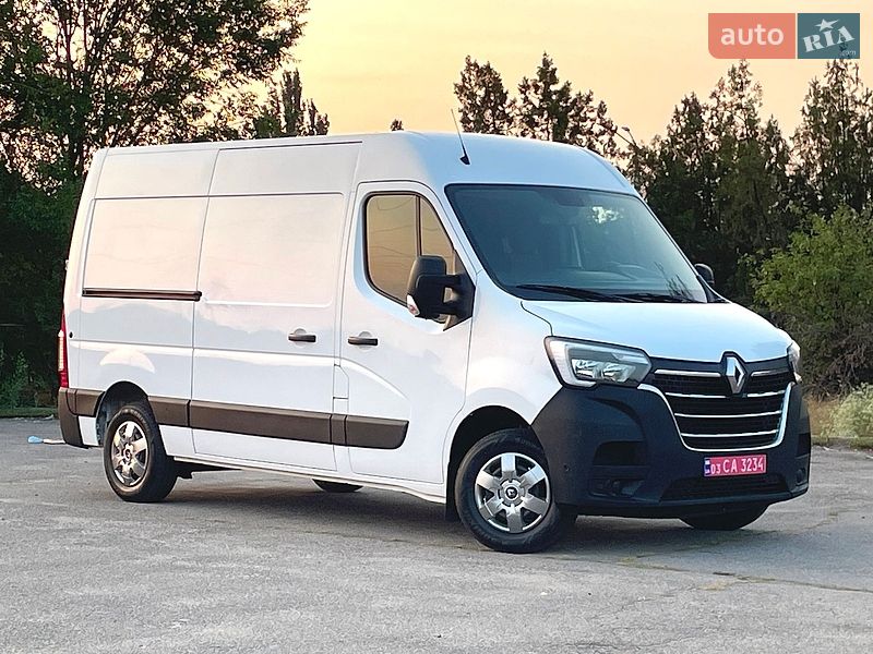 Вантажний фургон Renault Master 2021 в Дніпрі