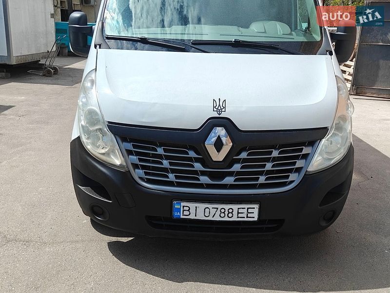 Микроавтобус грузовой (до 3,5т) Renault Master 2015 в Полтаве