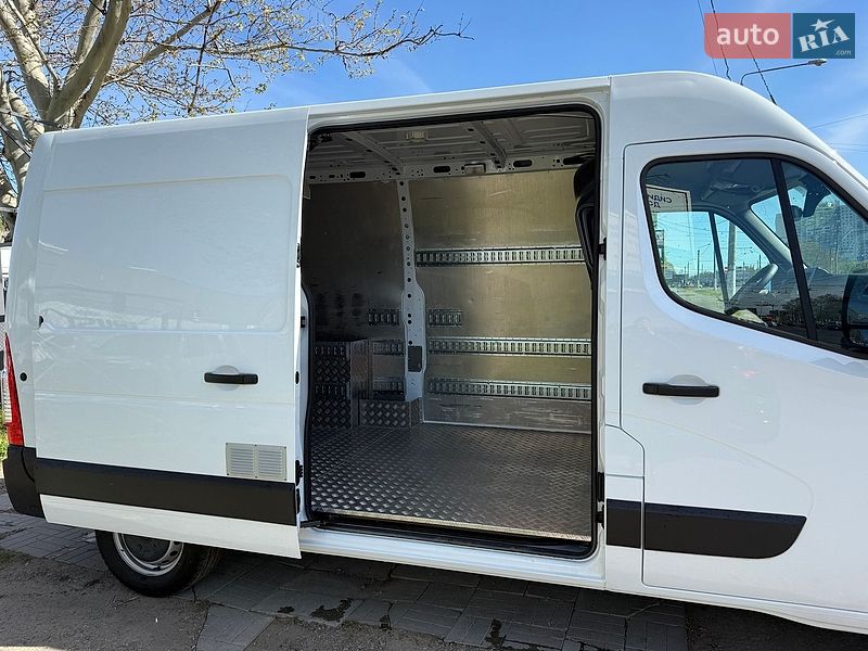 Вантажний фургон Renault Master 2022 в Одесі