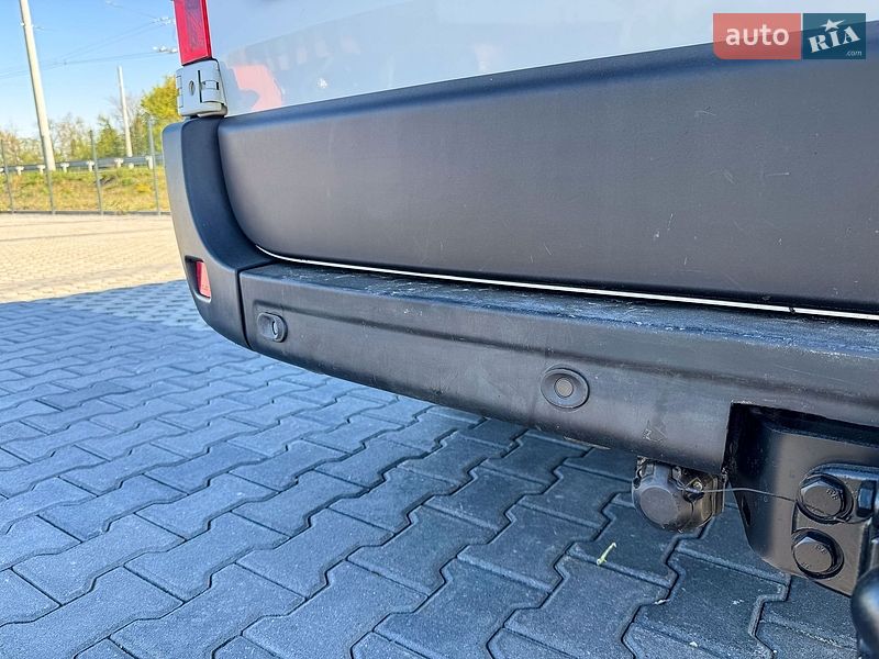 Вантажний фургон Renault Master 2021 в Рівному