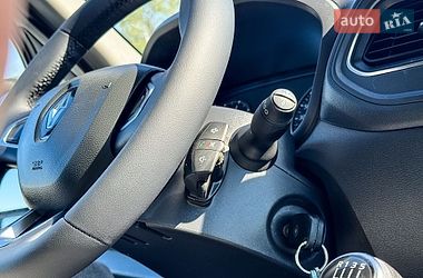 Вантажний фургон Renault Master 2021 в Рівному